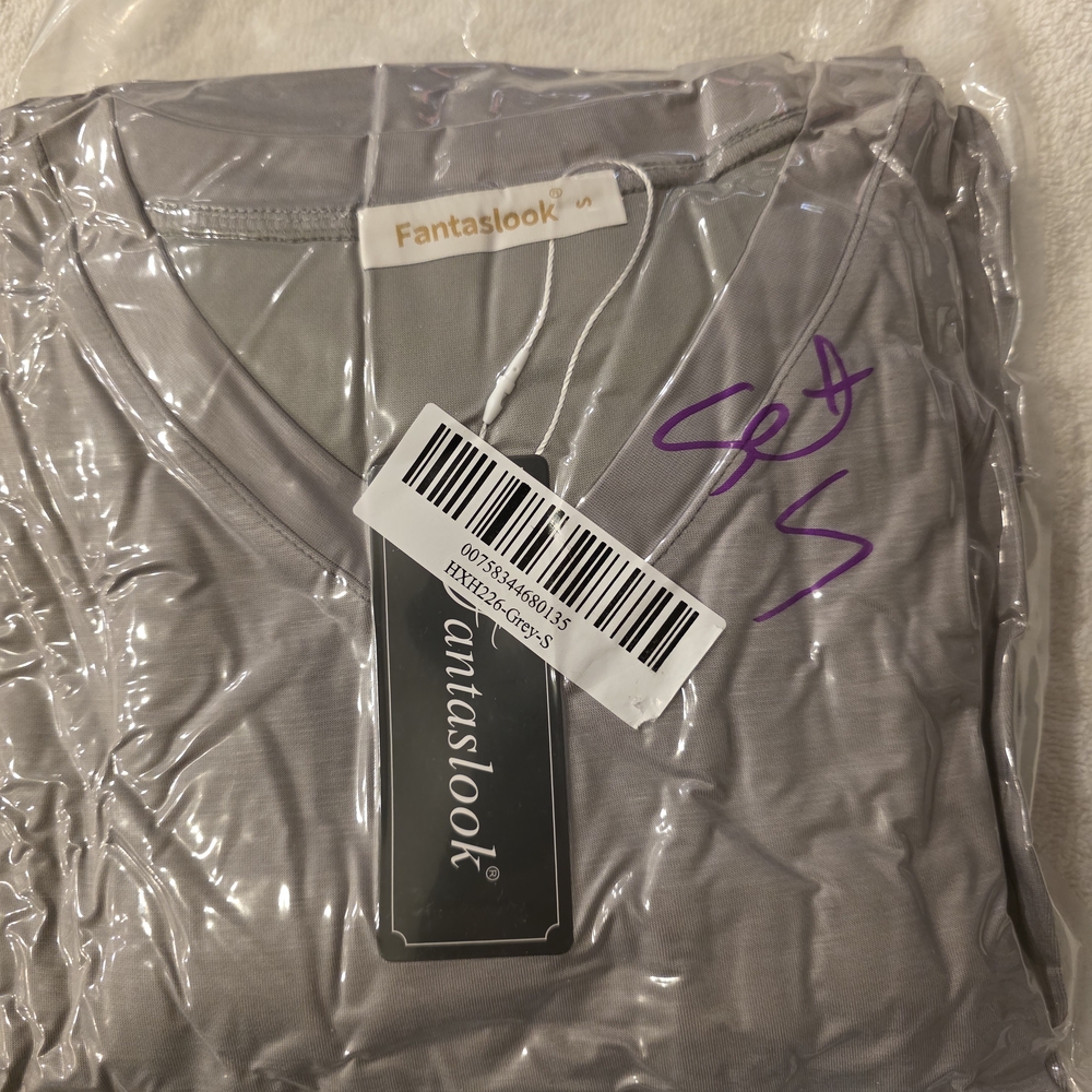 Fantastlook Gray V-Neck Top